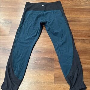 Lululemon Run Crop Leggings Size 10 Teal Black Performance Yoga Athletic Pants